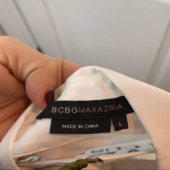 BCBG Maxazria White 3/4 Sleeve Button-Down with Ruffles Sleeves Size Large - Picture 7 of 9